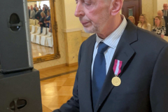 32.-Pan-Jan-Ścisło-odznaczony-pracownik-Huty-Pokój-Profile-Sp.-z-o.o.